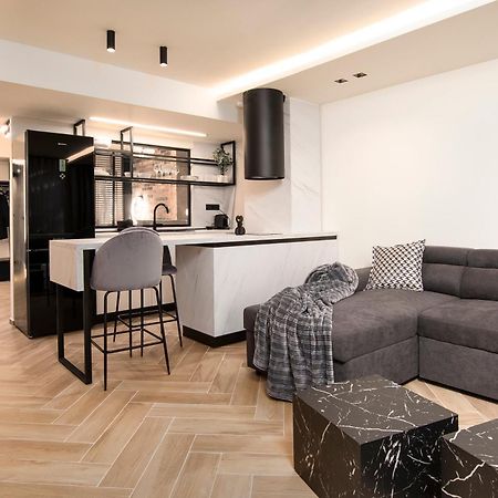 Almasi Luxury Suites Marquise アレクサンドルポリス エクステリア 写真