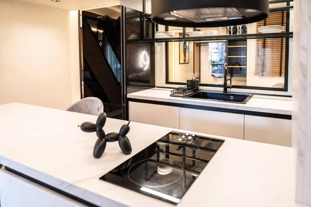 Almasi Luxury Suites Marquise アレクサンドルポリス エクステリア 写真